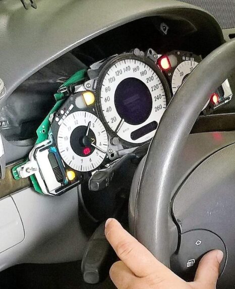 Επισκευή καντράν Mercedes