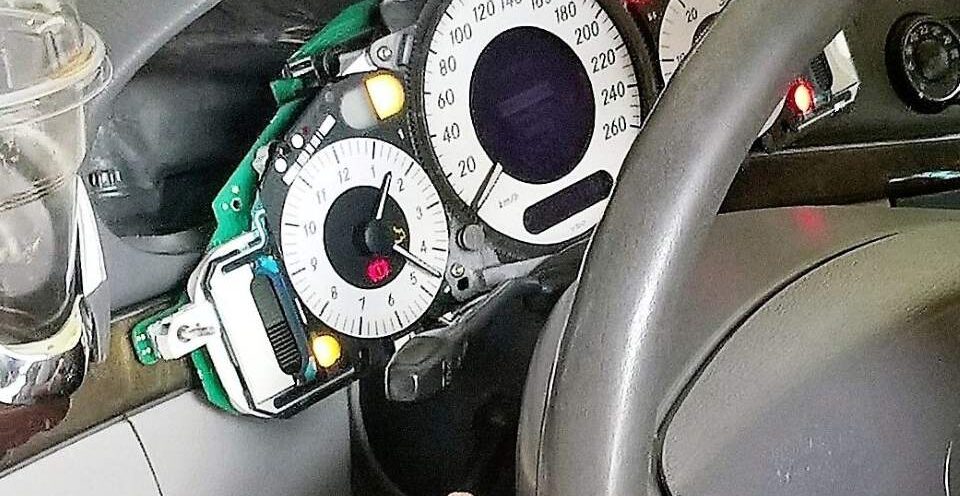 Επισκευή καντράν Mercedes